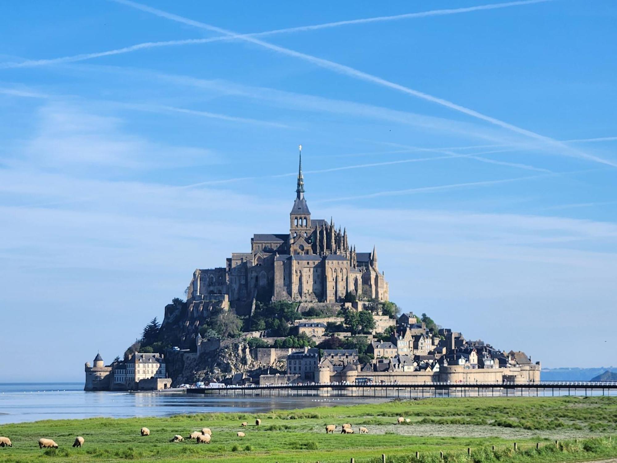 Maison Au Calme, Idealement Situee Au Centre Du Cotentin Villa Le Dézert Exterior foto